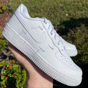 white nike with silver swoosh